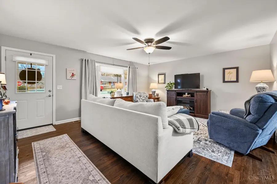 32 Robinson Drive, Lawrenceburg, IN 47025 - #3