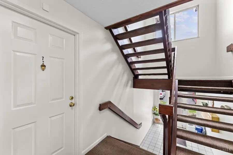 5984 Meadowcreek Drive #7, Mulberry, OH 45150 - #3