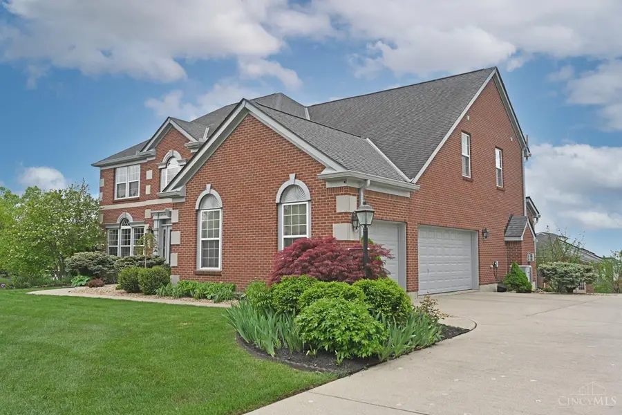 7434 Foxchase Drive, West Chester, OH 45069 - #3