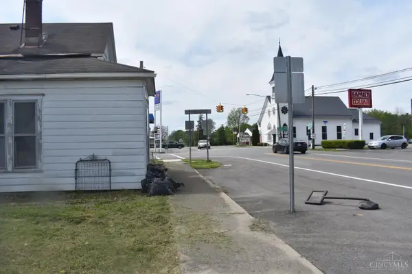 86 N South Street, New Vienna, OH 45159