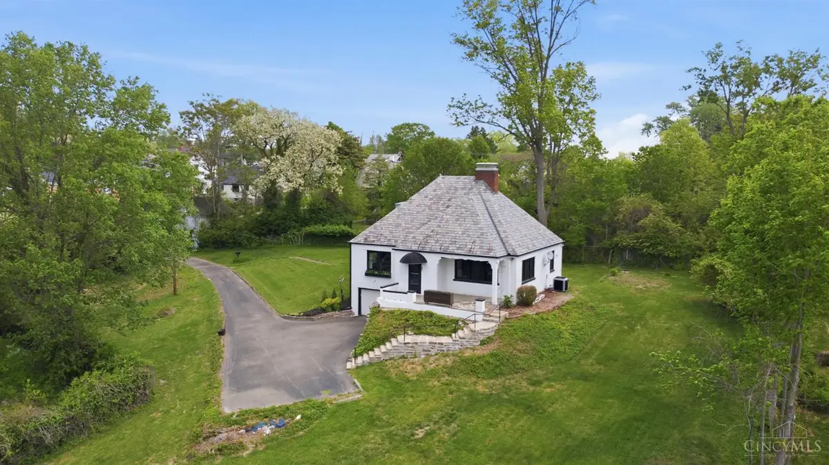 3515 Ravenwood Avenue, Cincinnati, OH 45213 - #1