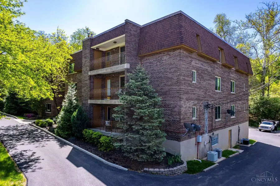 3563 Amberacres Drive #2, Cincinnati, OH 45237 - #2
