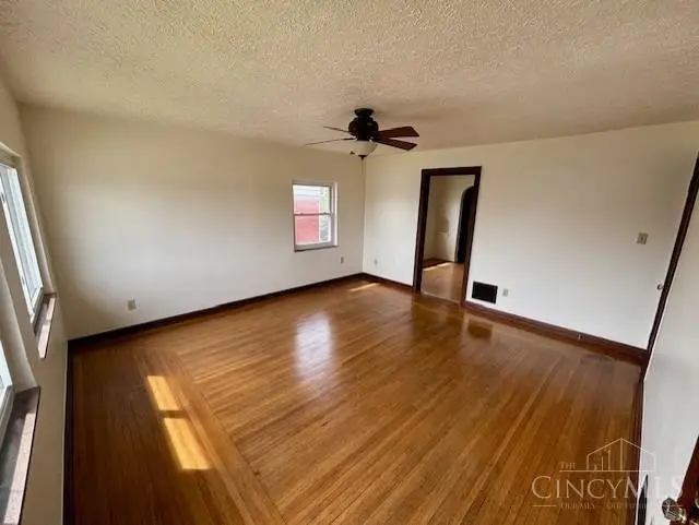 3606 Gamble Avenue, Cheviot, OH 45211 - #2