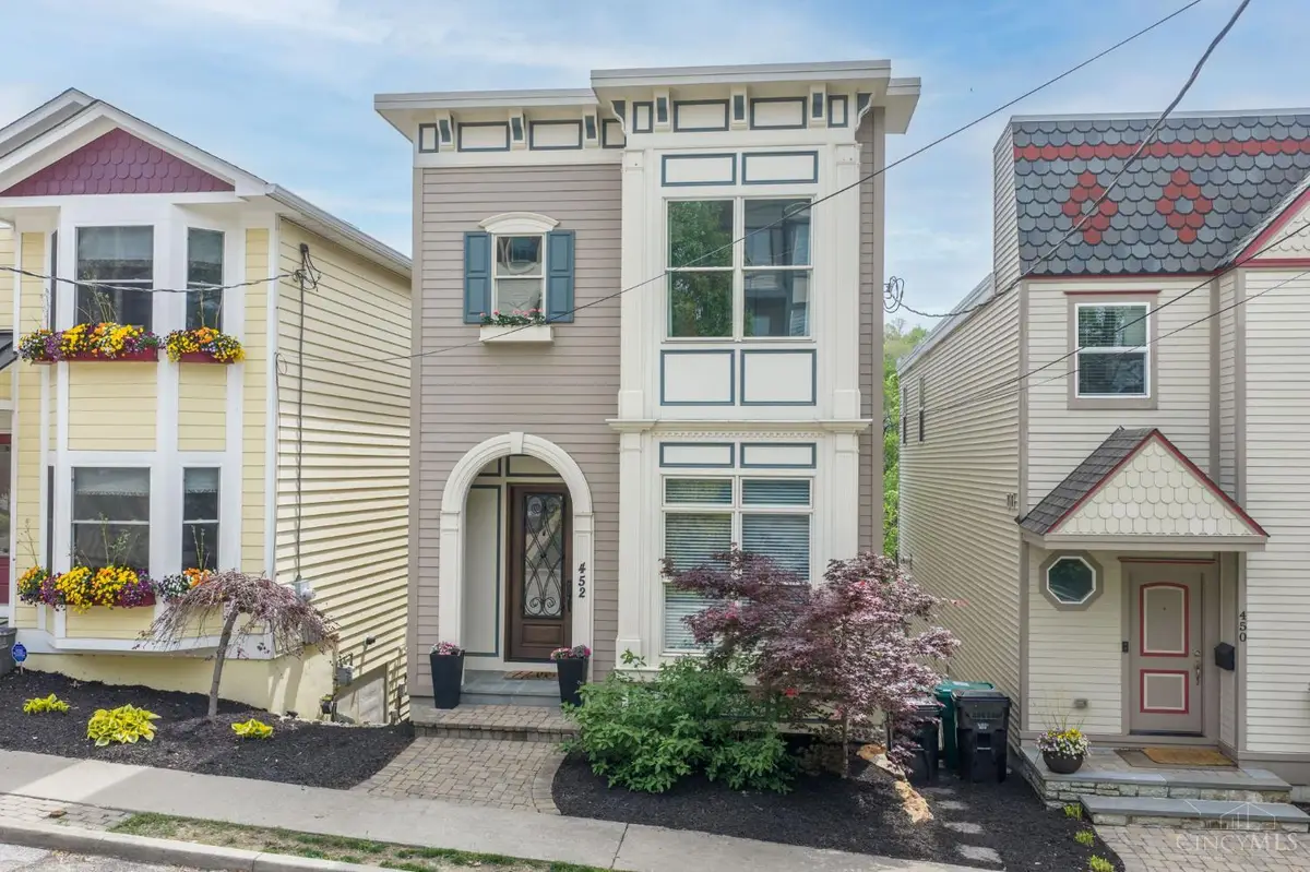 452 Strafer Street, Cincinnati, OH 45226 - #1