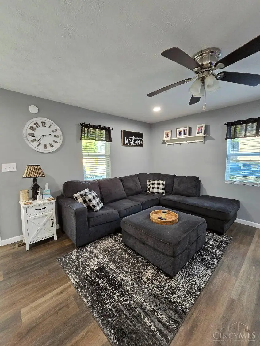209 Eastern Avenue, Lynchburg, OH 45142 - #3