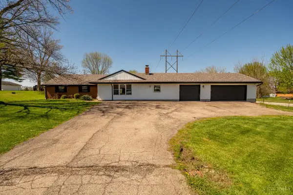 9853 Clearcreek Franklin Road, Franklin Twp, OH 45342