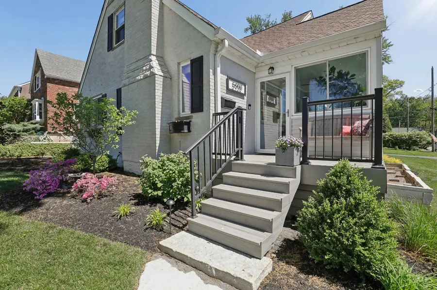 5900 St Regis Drive, Sycamore, OH 45236 - #2