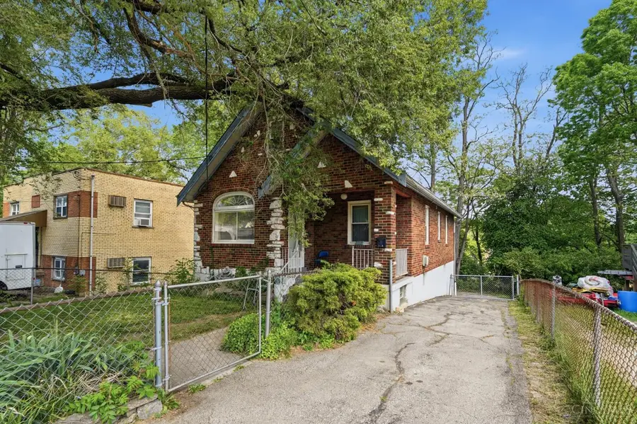 718 Trenton Avenue, Cincinnati, OH 45205 - #3
