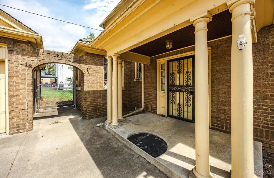 2003 Indiana Avenue, Connersville, IN 47331 - #2