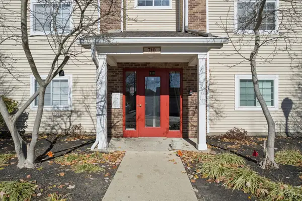 710 Carrington Place #207, Loveland, OH 45140