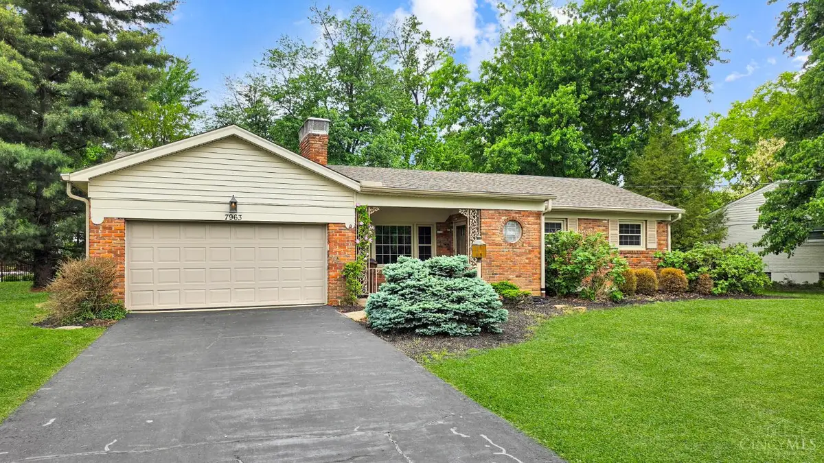 7963 Mitchell Farm Lane, Montgomery, OH 45242 - #1