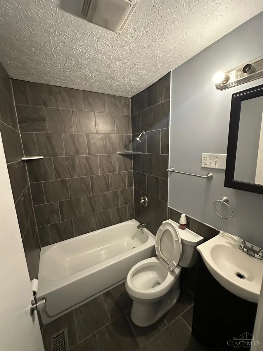 921 14th Avenue, Middletown, OH 45044 - #3