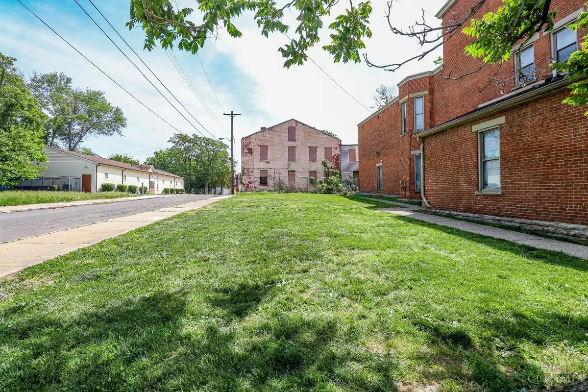 1816 Baymiller Street, Cincinnati, OH 45214 - #1