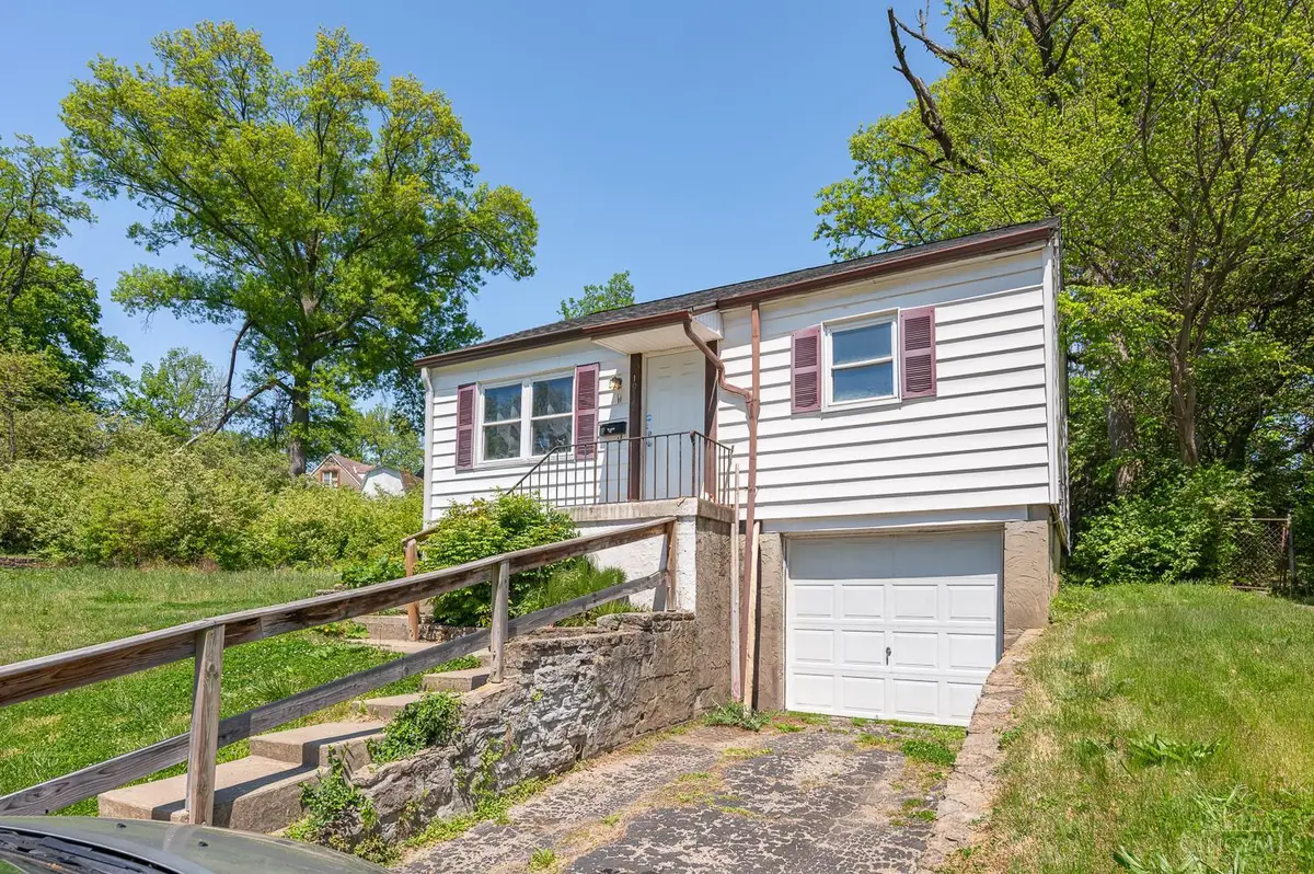 1914 Ashbrook Drive, Cincinnati, OH 45238 - #1