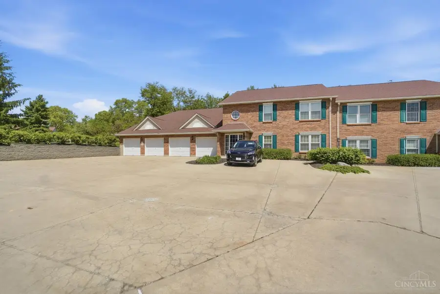 8794 Carrousel Park Circle #137, Colerain, OH 45251 - #3