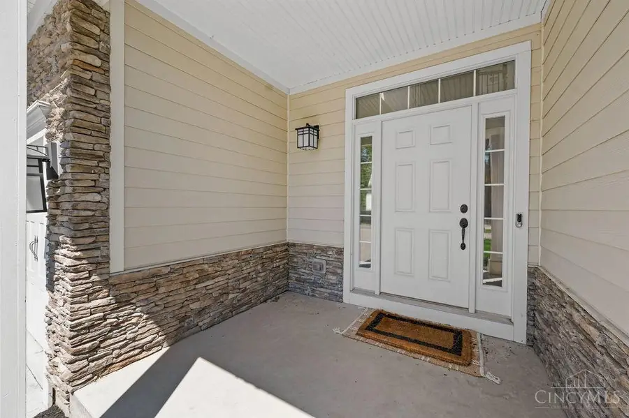 8559 Kenwood Road, Sycamore, OH 45236 - #2