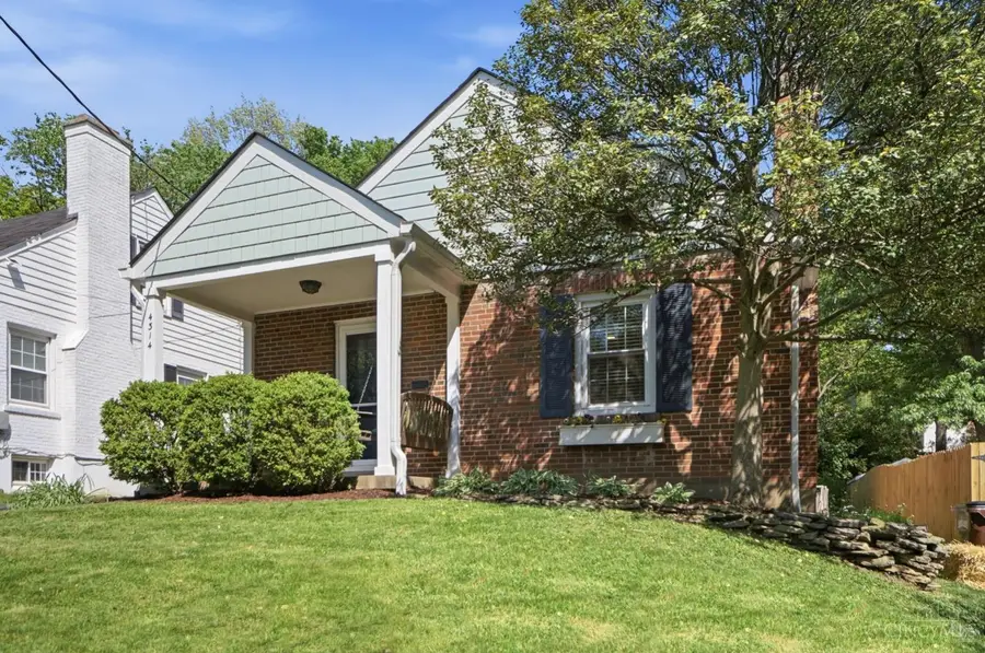 4314 Grove Avenue, Mariemont, OH 45227 - #2