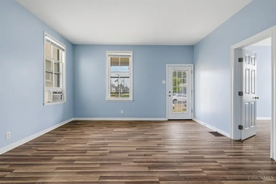 306 W Vine Street, Reading, OH 45215 - #3