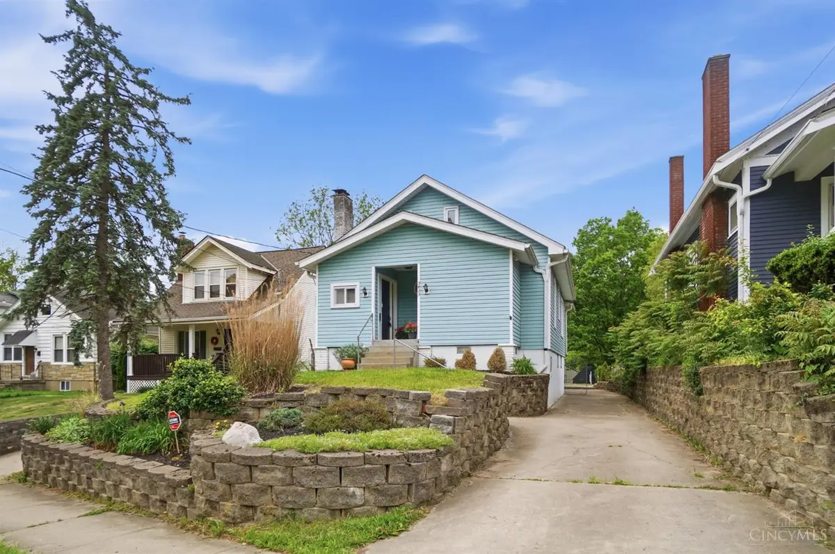 5433 Whetsel Avenue, Cincinnati, OH 45227 - #1