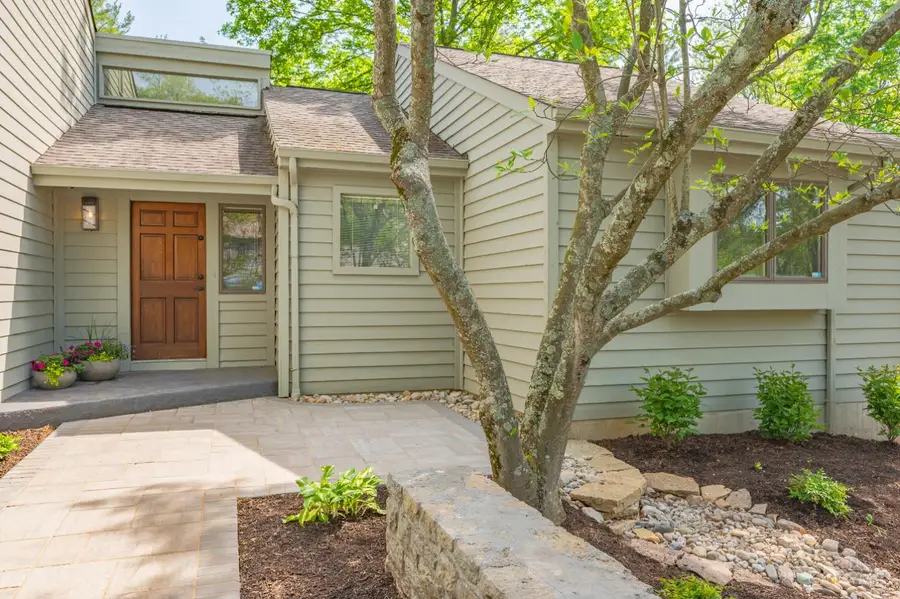 9 Falling Brook Lane, Blue Ash, OH 45241 - #3
