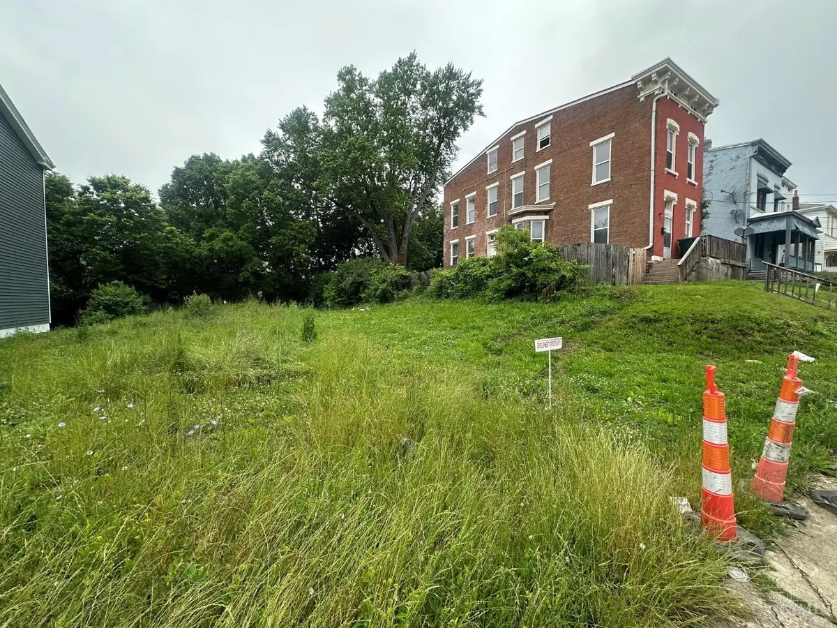962 Wells Street, Cincinnati, OH 45205 - #1