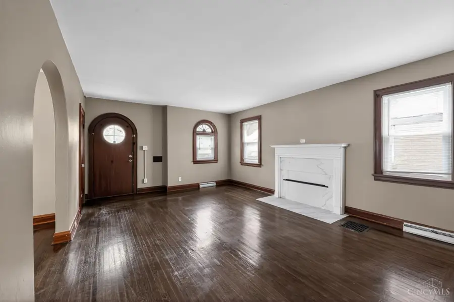 2725 Orland Avenue, Cincinnati, OH 45211 - #3