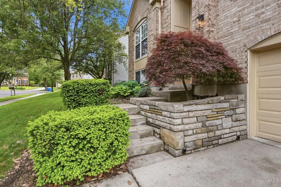 422 Wyndham Drive, Warren, OH 45039 - #3