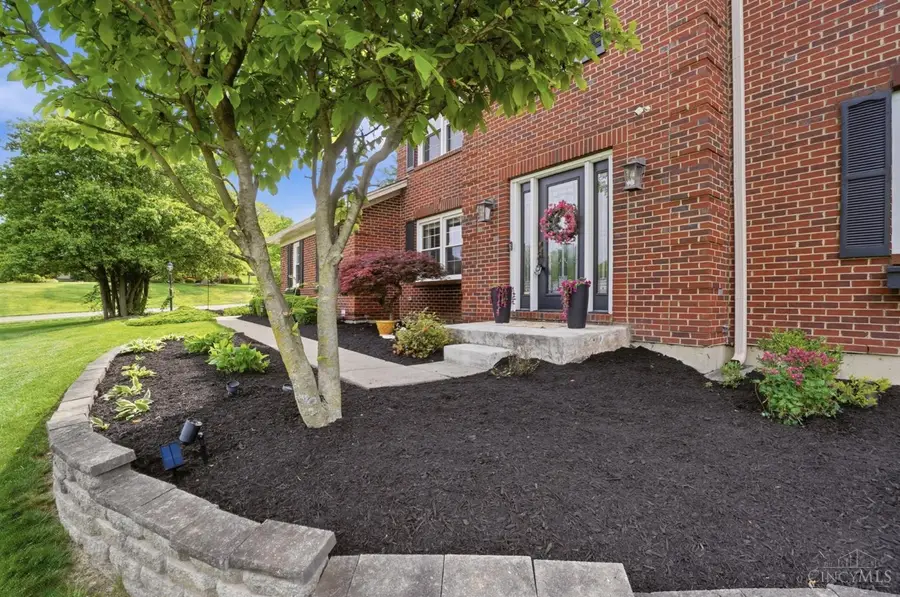 7301 Walnut Creek Drive, West Chester, OH 45069 - #3