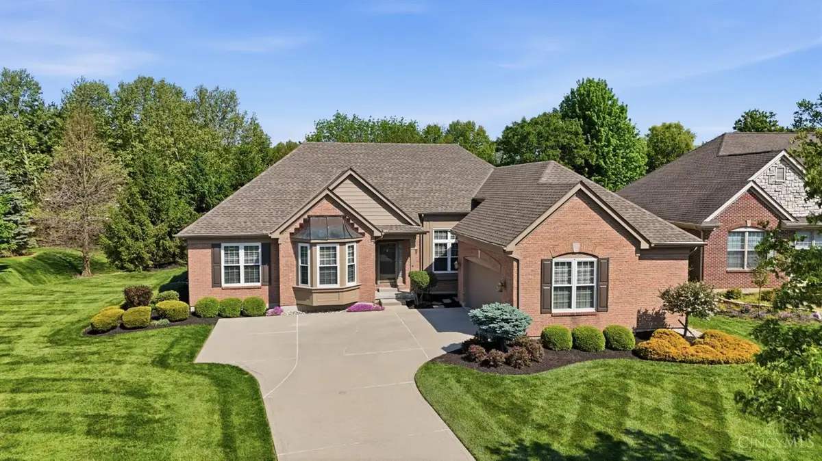 8072 Carnaby Lane, Sycamore, OH 45249 - #1