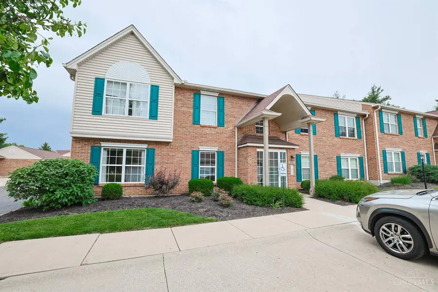 8790 Carrousel Park Circle, Colerain, OH 45251 - #2