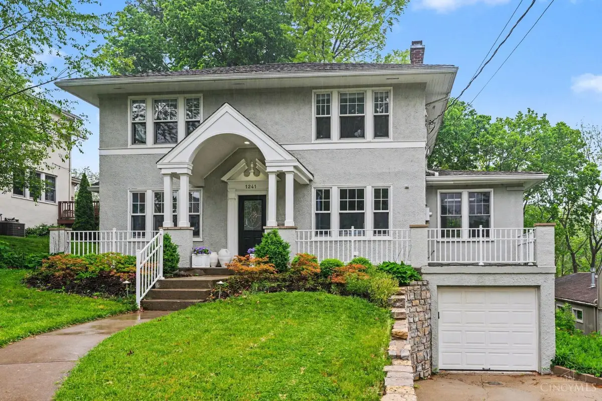 1241 Paddock Hills Avenue, Cincinnati, OH 45229 - #1