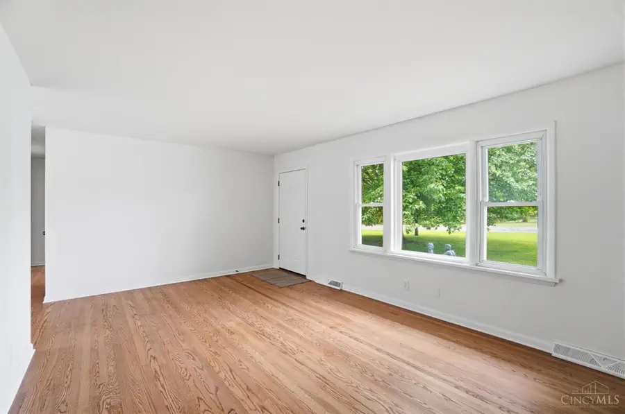 6473 Hendrickson Road, Middletown, OH 45044 - #3