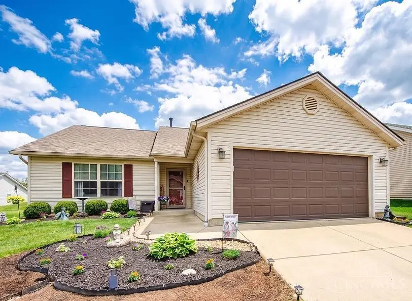 61 W Persimmon Drive, Hamilton, OH 45013 - #1