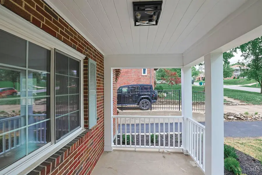 5829 Pandora Avenue, Cincinnati, OH 45213 - #3