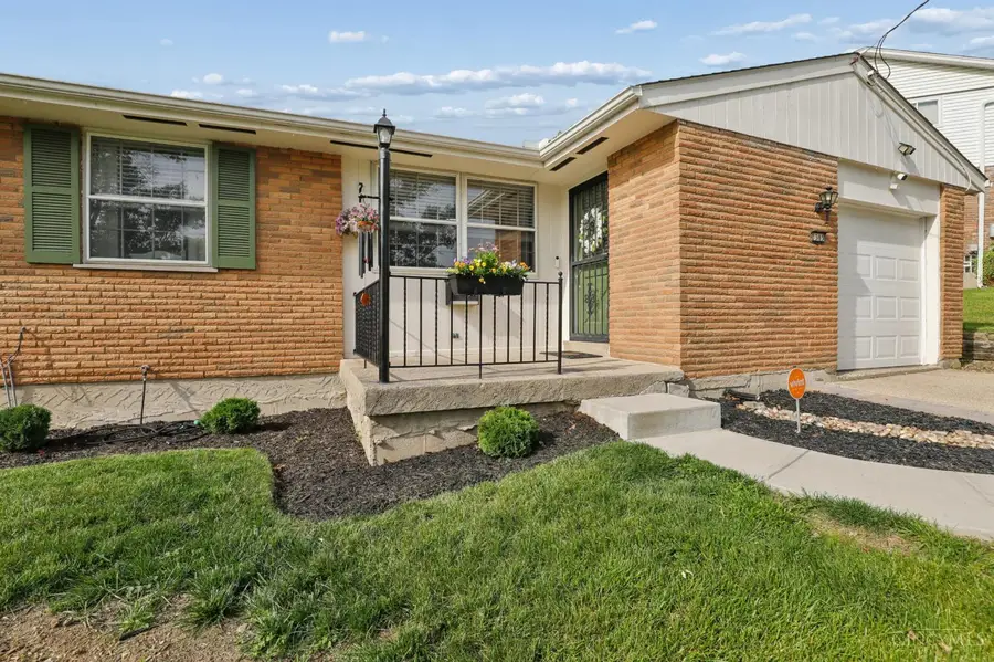 3385 Treasure Court, Cincinnati, OH 45211 - #2