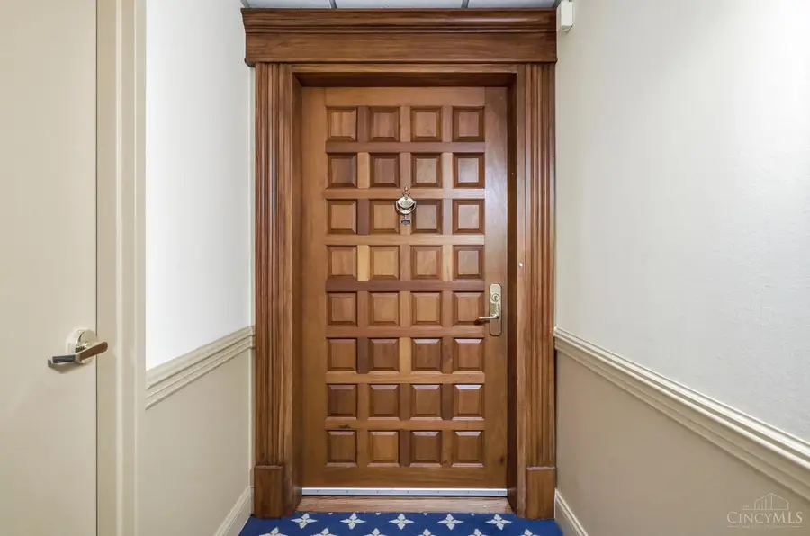 2444 Madison Road #2002, Cincinnati, OH 45208 - #3