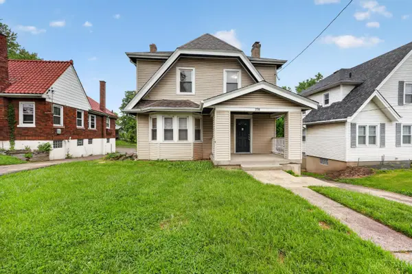 2738 Montana Avenue, Cincinnati, OH 45211