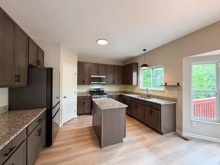 4189 Black Bear Drive, Turtlecreek, OH 45036 - #2