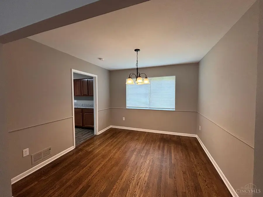 10915 Fernhill Drive, Sharonville, OH 45241 - #3