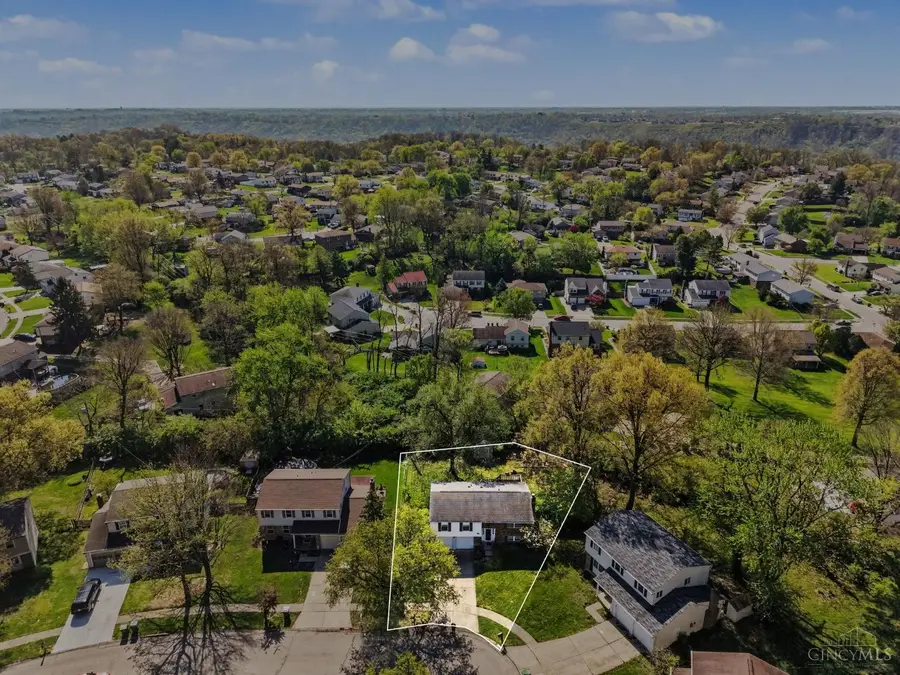 224 Sebastian Court, Delhi Hills, OH 45238 - #2