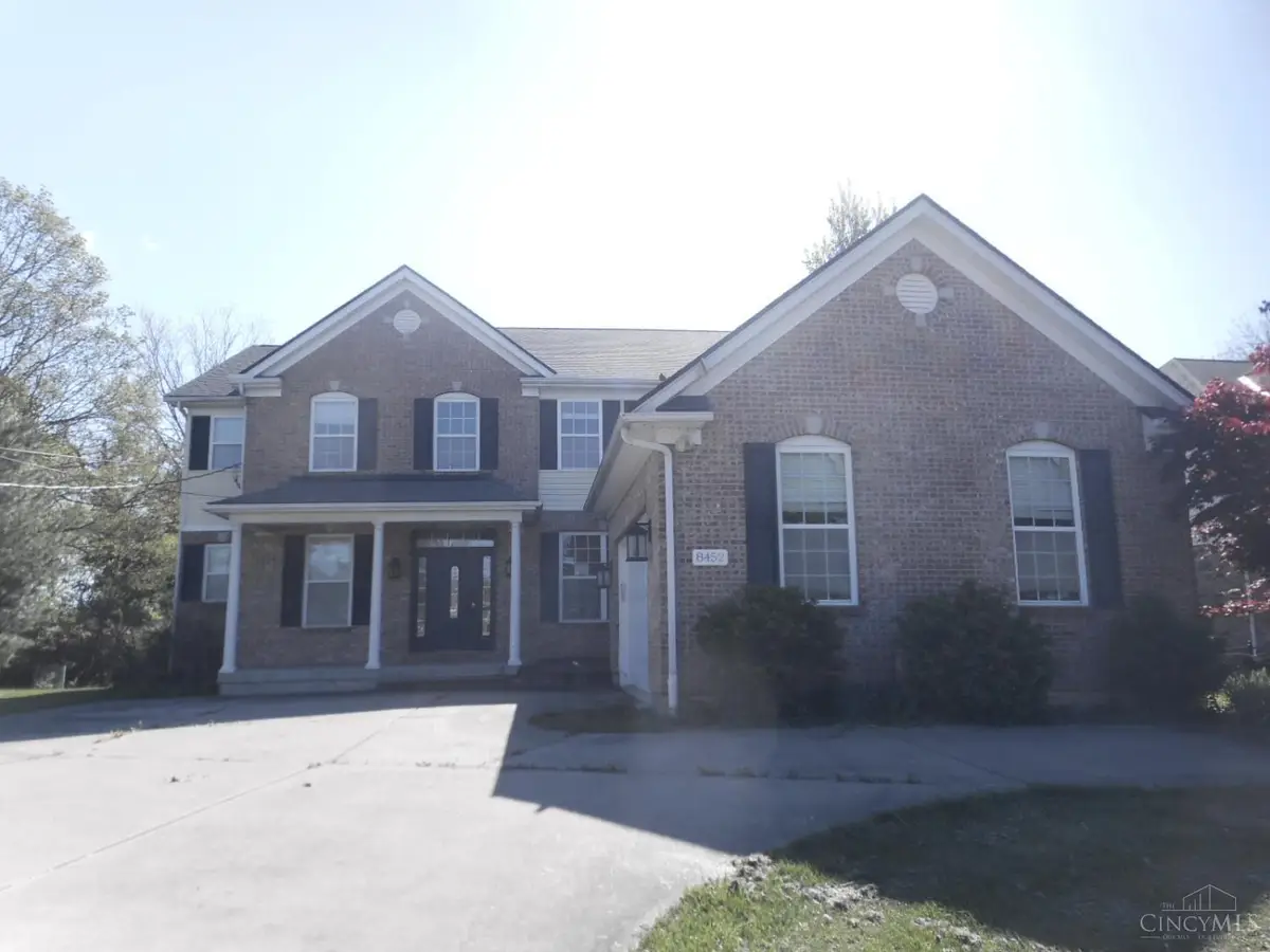 8452 Kenwood Rd, Sycamore, OH 45236 - #1