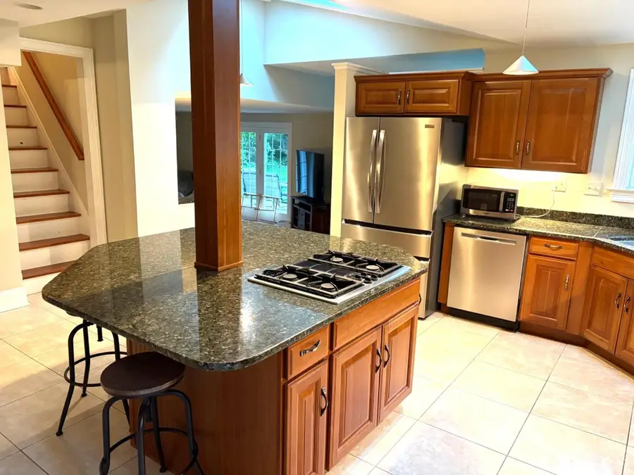 715 Brooks Avenue, Wyoming, OH 45215 - #3