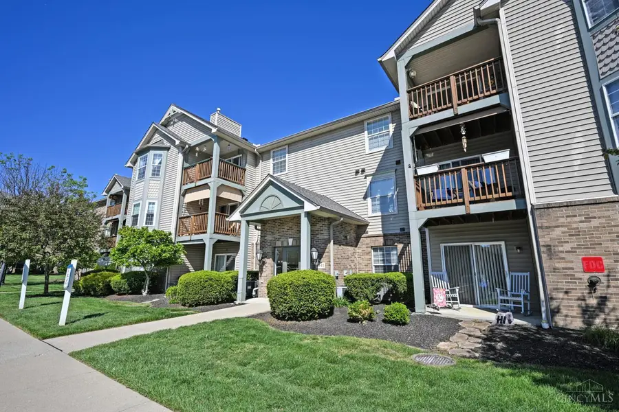 4941 N Arbor Woods Court #105, Cincinnati, OH 45248 - #2