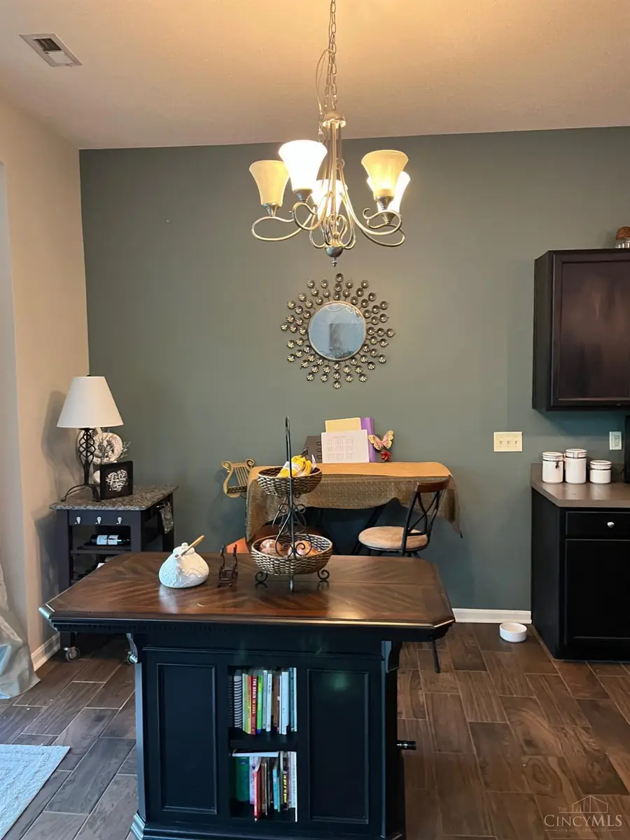 7750 Bridge Point Drive #11-30, Cincinnati, OH 45248 - #3