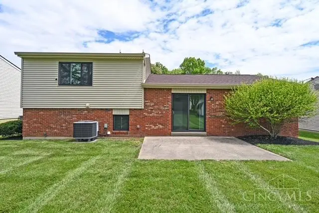 1426 Hazelgrove Drive, Pleasant Run Farm, OH 45240 - #2
