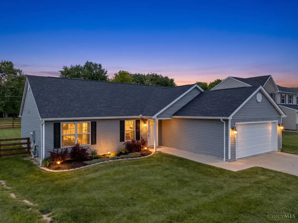 2386 Vista Lake Drive, Batavia, OH 45103 - #1