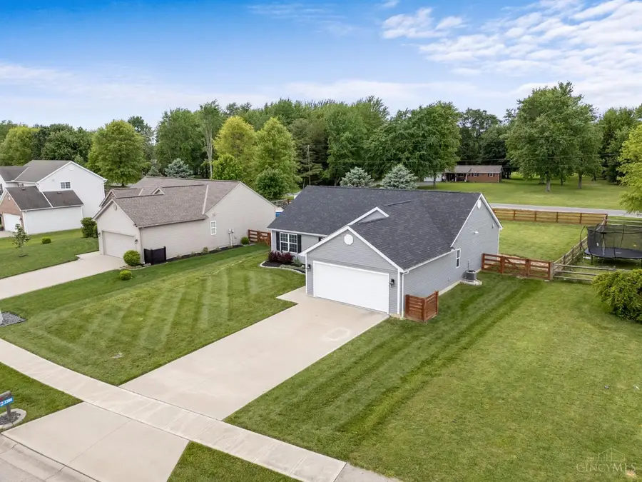 2386 Vista Lake Drive, Batavia, OH 45103 - #2