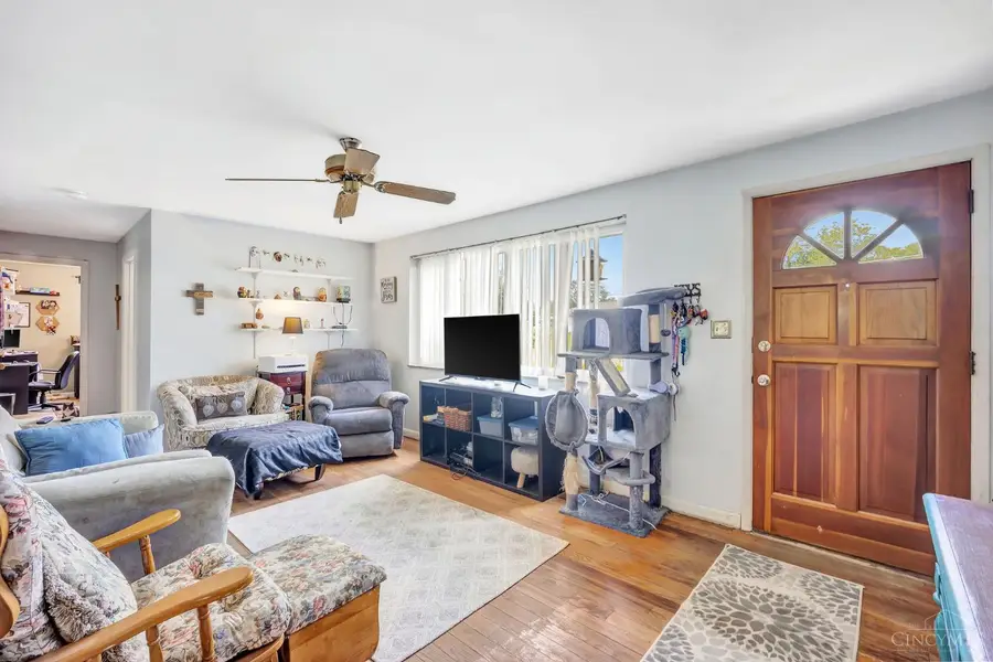 9315 Greenhedge Lane, Symmes Township, OH 45140 - #3