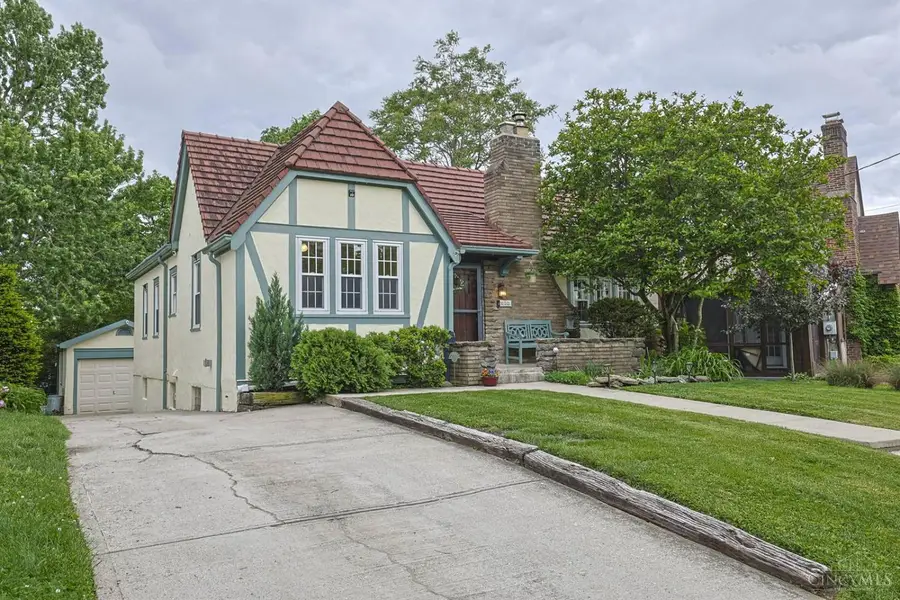 3111 Parkview Avenue, Cincinnati, OH 45213 - #2