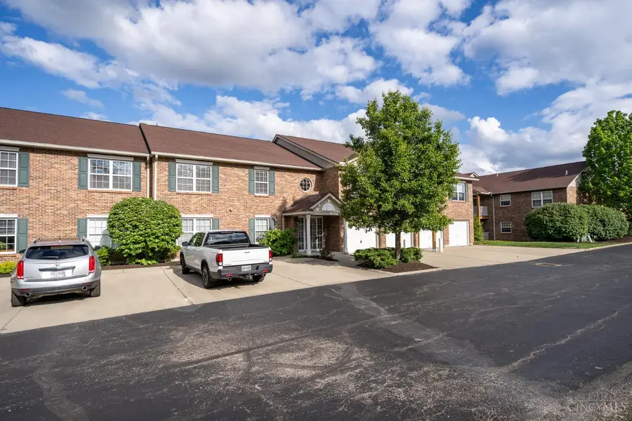 5694 Bridgetown Road #15, Green, OH 45248 - #3